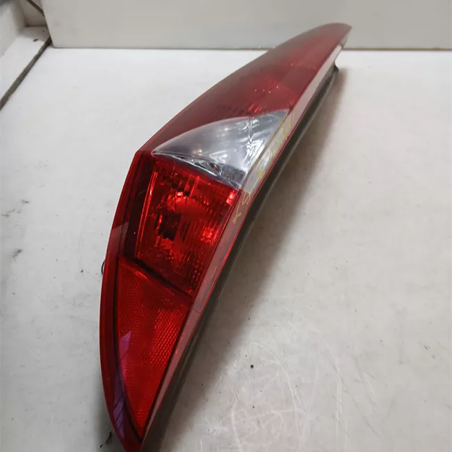 Fanale posteriore sinistro