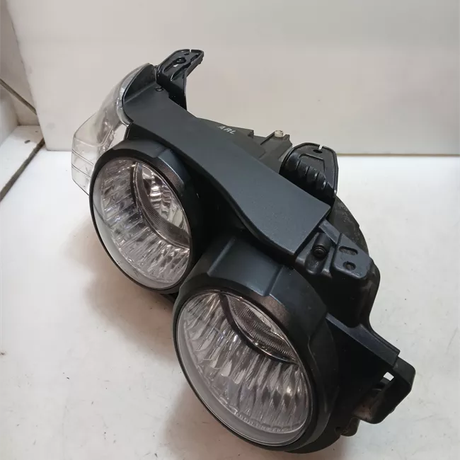 Proiettore destro con regolazione manuale/cornice cromata