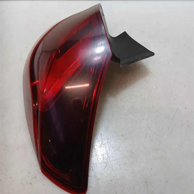 Fanale posteriore parte esterno destro