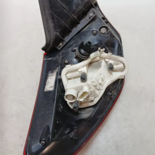 Fanale posteriore parte esterno destro