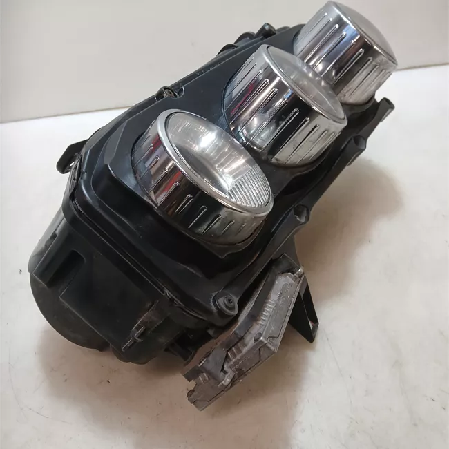 Proiettore destro Xeno