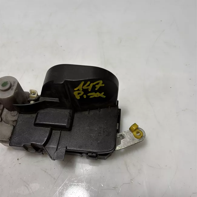 Serratura chiusura centralizzata porta posteriore sinistra