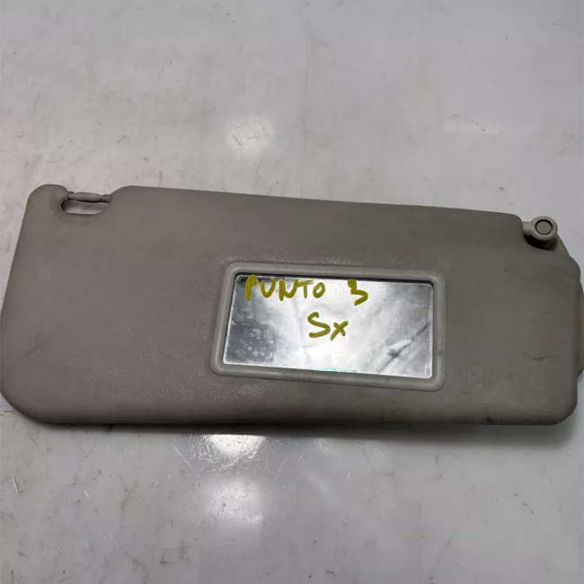 Aletta parasole parabrezza sinistra con specchio