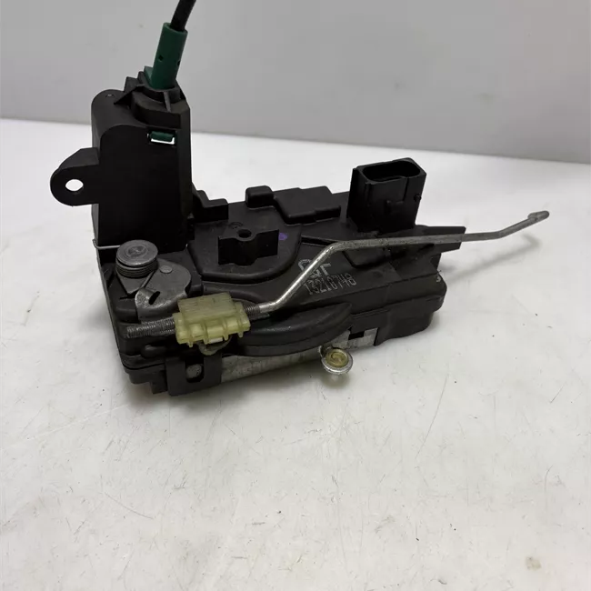 Serratura porta anteriore sinistra