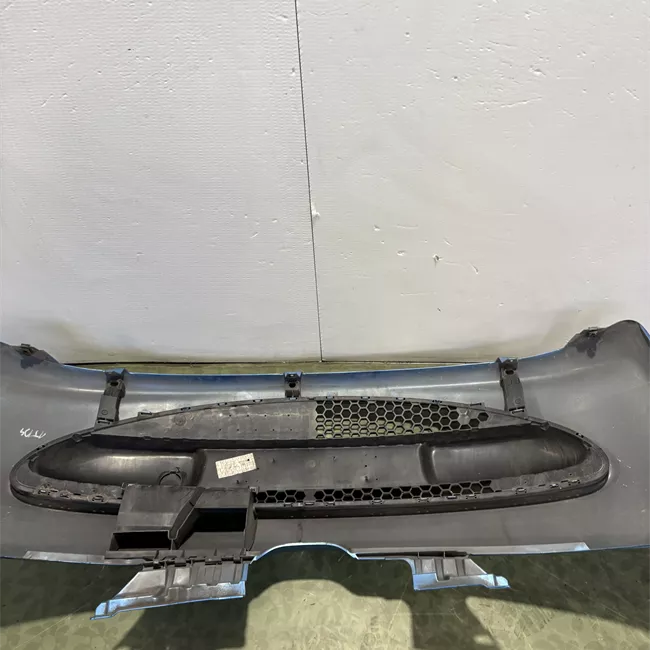 Paraurti anteriore primer