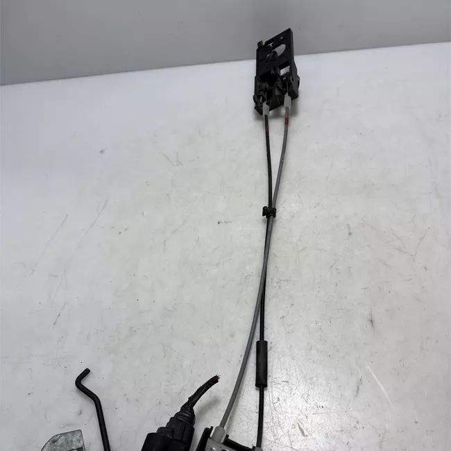 Serratura porta anteriore sinistra