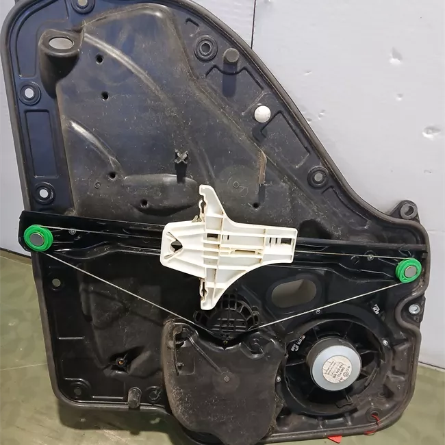 Alzacristallo elettrico porta posteriore sinistro