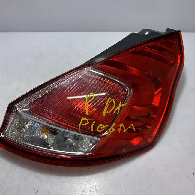 Fanale posteriore destro Livello 6