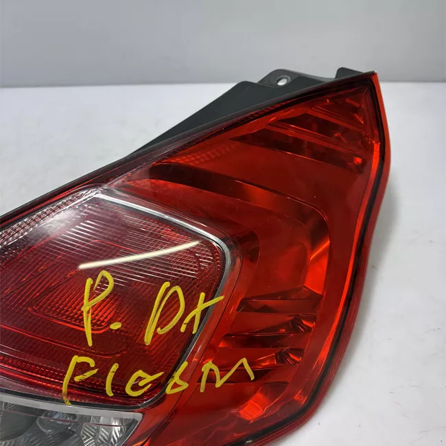 Fanale posteriore destro Livello 6