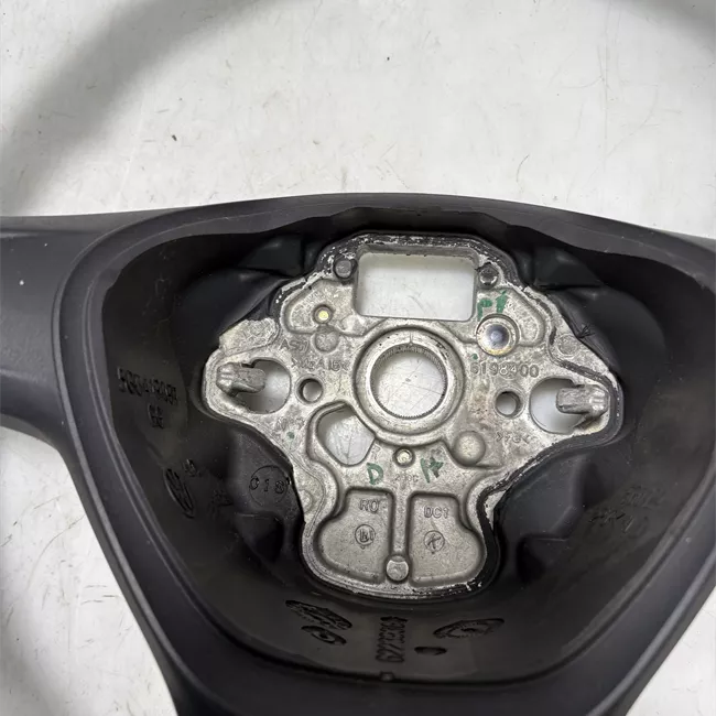 Volante nero titanio