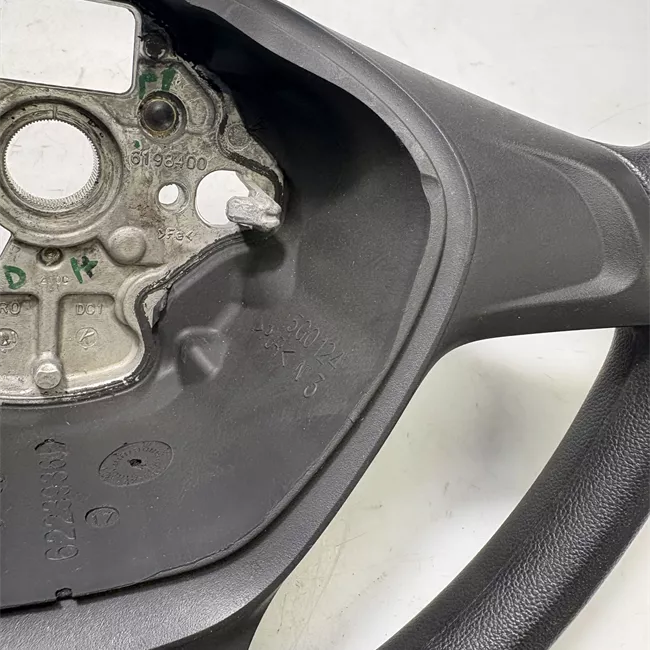 Volante nero titanio