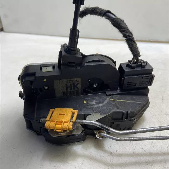 Serratura porta anteriore sinistra