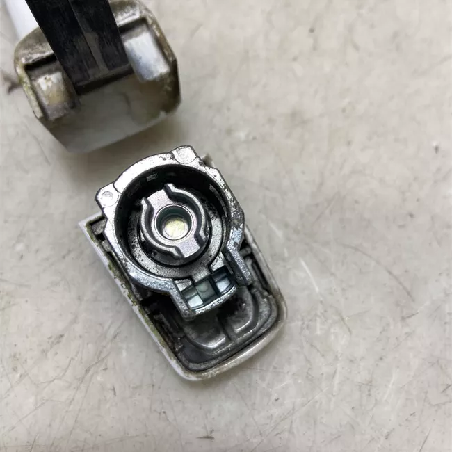 Maniglia porta anteriore sinistra primer