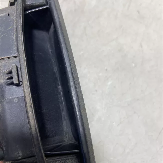 Maniglia porta anteriore sinistra nero