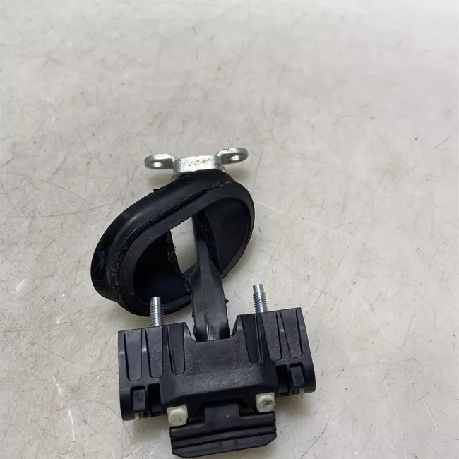 Fermo porta posteriore sinistro