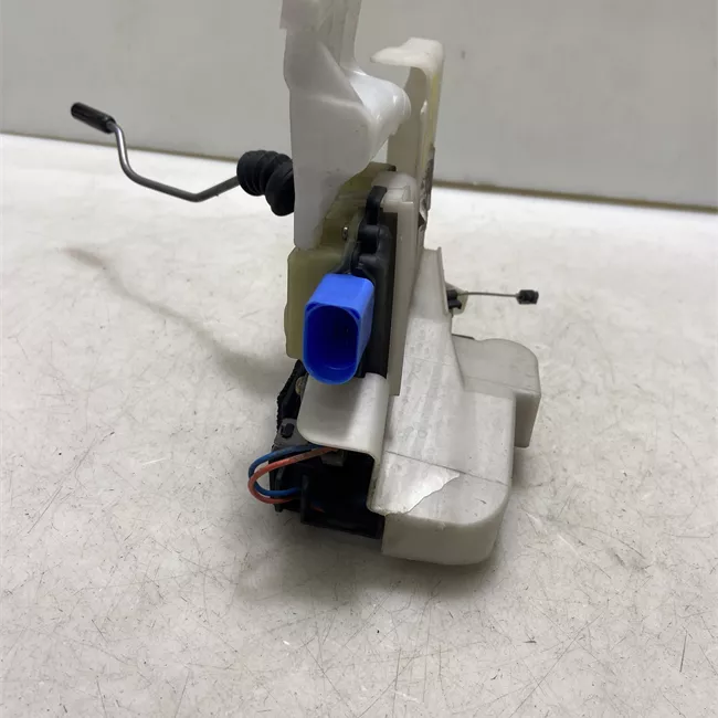 Serratura porta anteriore sinistra