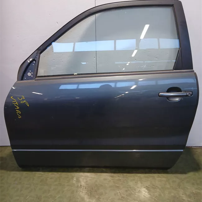 Porta anteriore sinistra