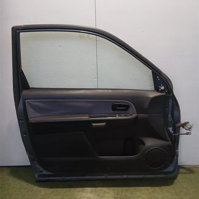 Porta anteriore sinistra