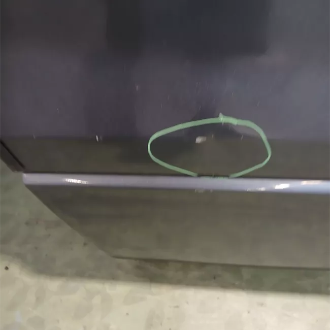 Porta anteriore sinistra