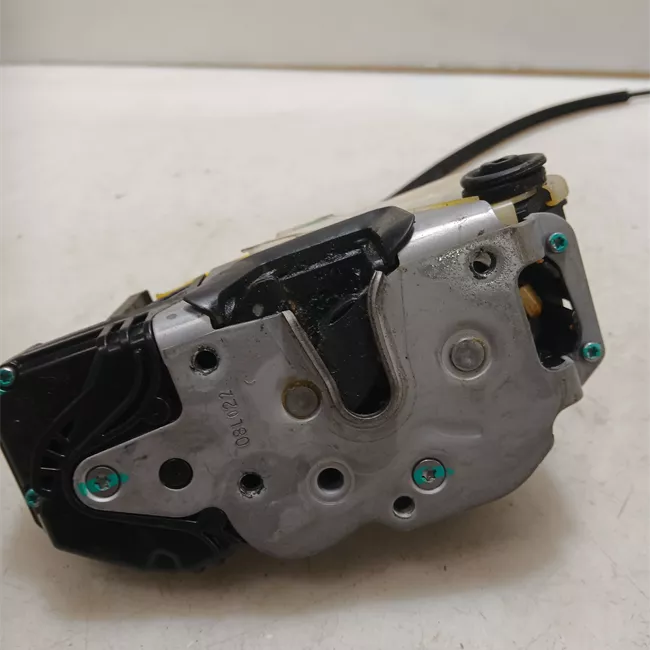 Serratura porta posteriore sinistra