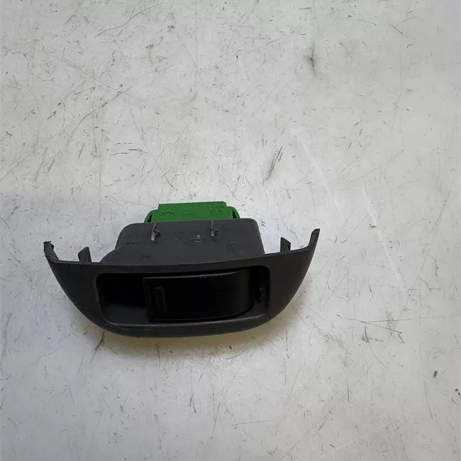 Interruttore alzacristalli porta anteriore destro