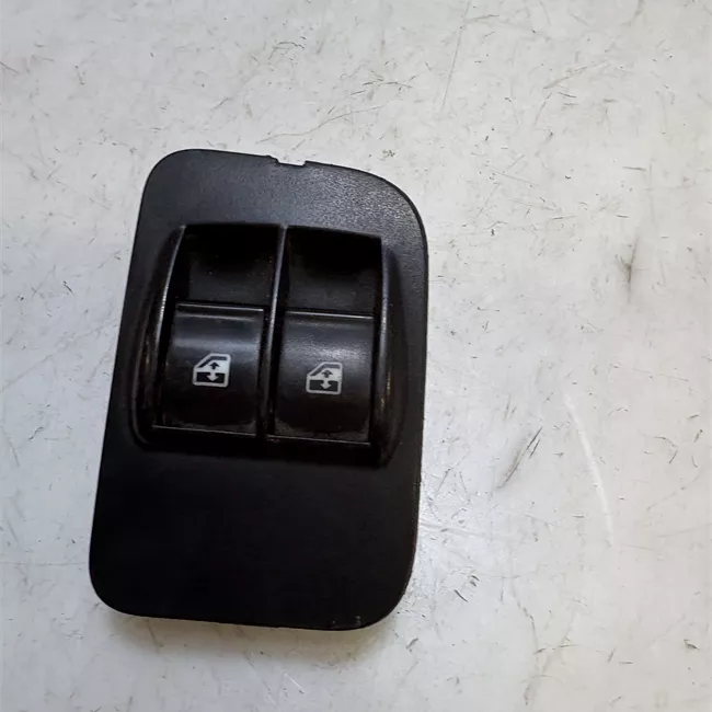 Interruttore alzacristalli porta anteriore sinistro