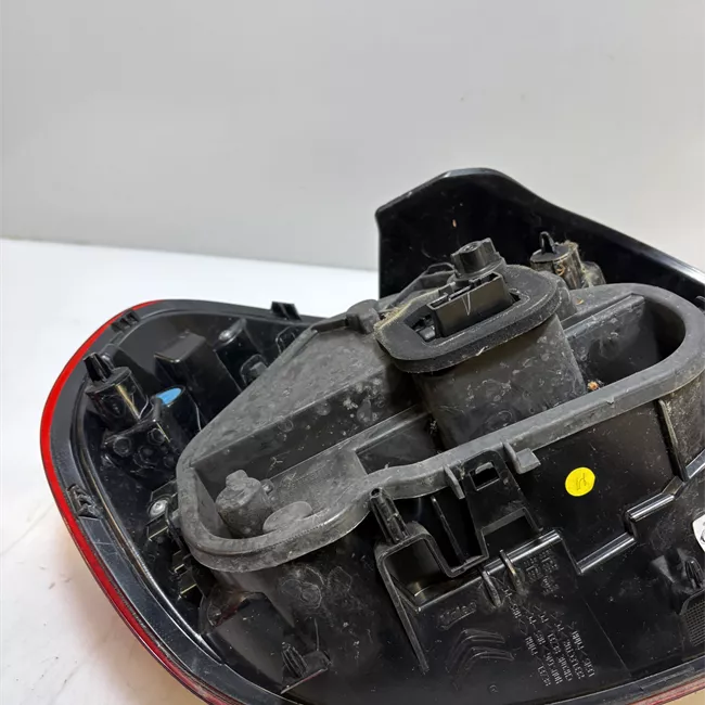 Fanale posteriore destro