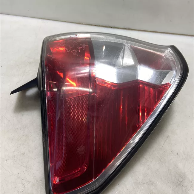 Fanale posteriore sinistro