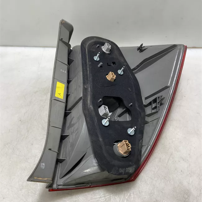 Fanale posteriore sinistro