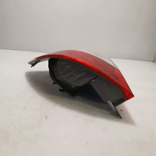 Fanale posteriore sinistro