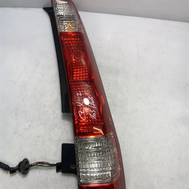Fanale posteriore destro 04>