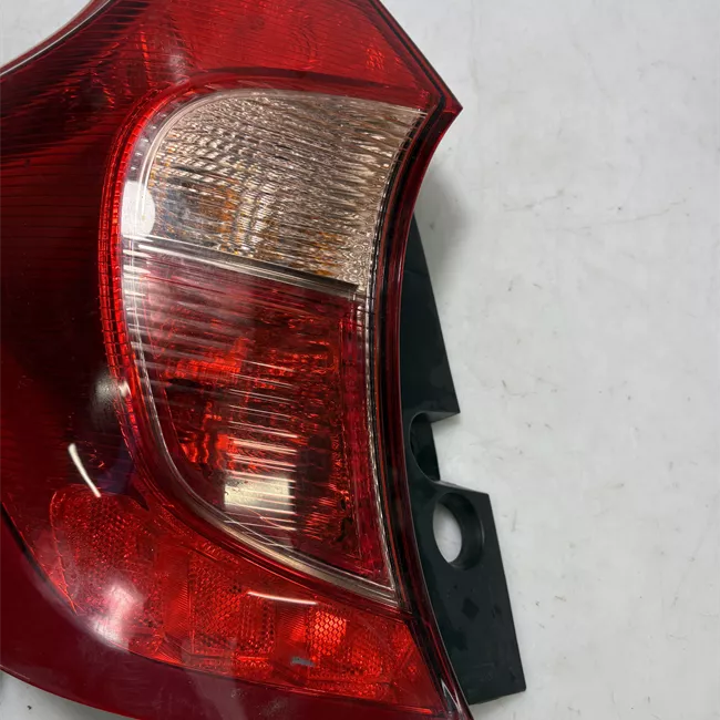 Fanale posteriore sinistro