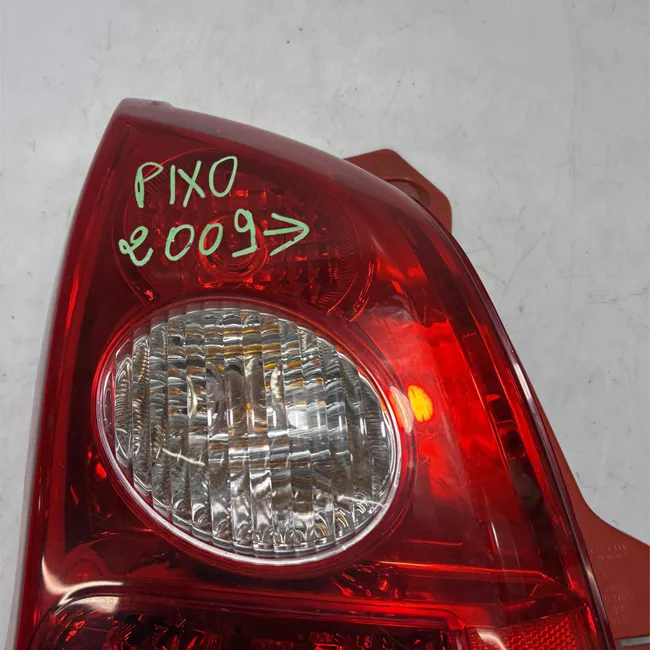 Fanale posteriore sinistro