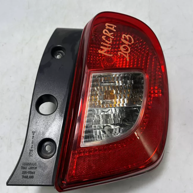 Fanale posteriore destro BASE