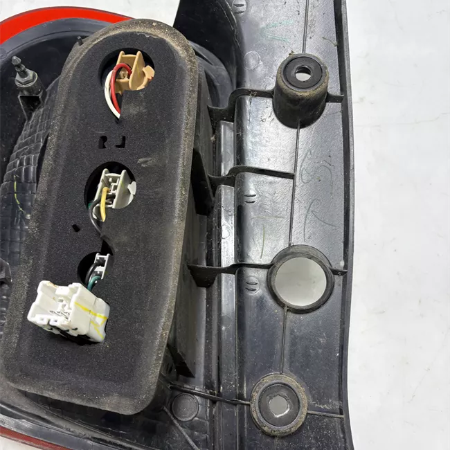 Fanale posteriore destro BASE