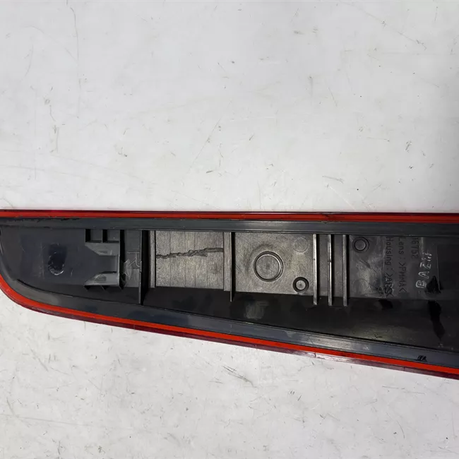 Fanale posteriore parte superiore destro