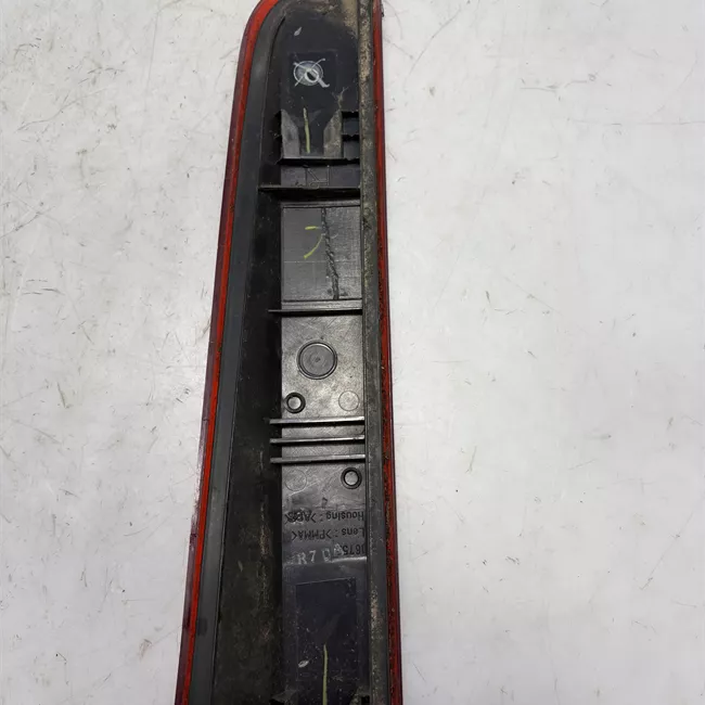 Fanale posteriore parte superiore destro