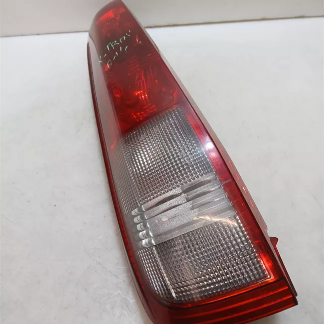 Fanale posteriore sinistro