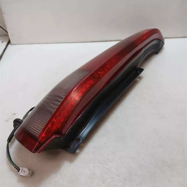 Fanale posteriore sinistro