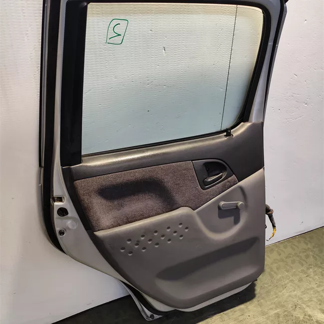 Porta posteriore sinistra