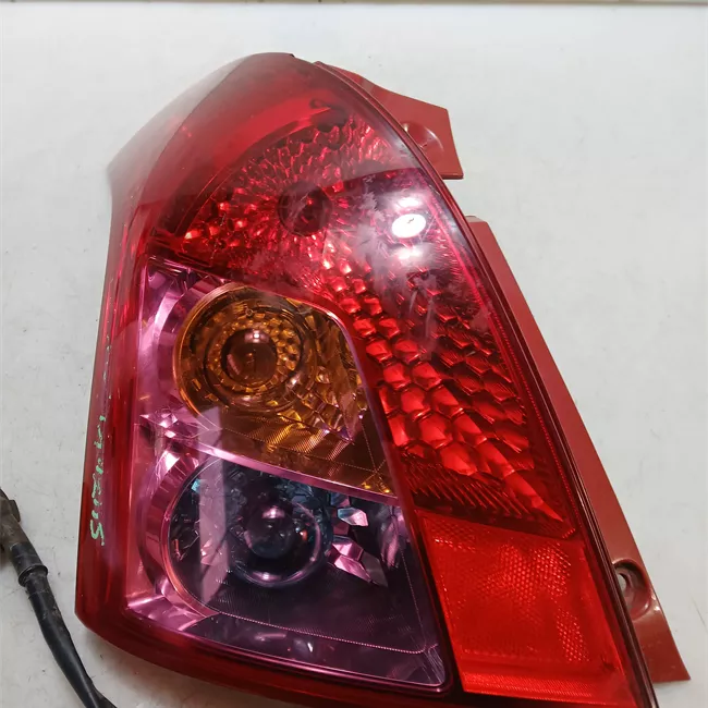 Fanale posteriore sinistro