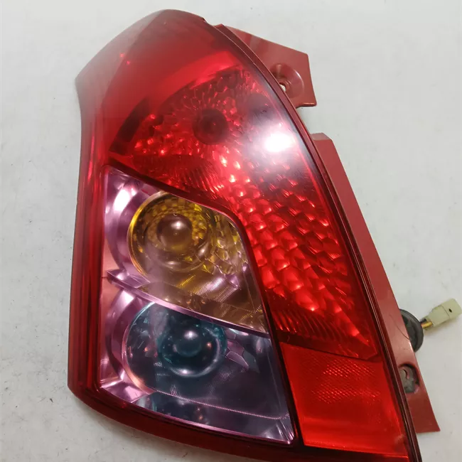 Fanale posteriore sinistro