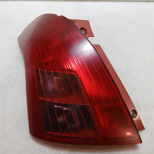 Fanale posteriore sinistro