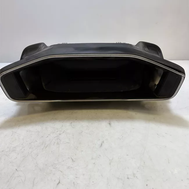 Quadro strumenti completo pannello digitale alto