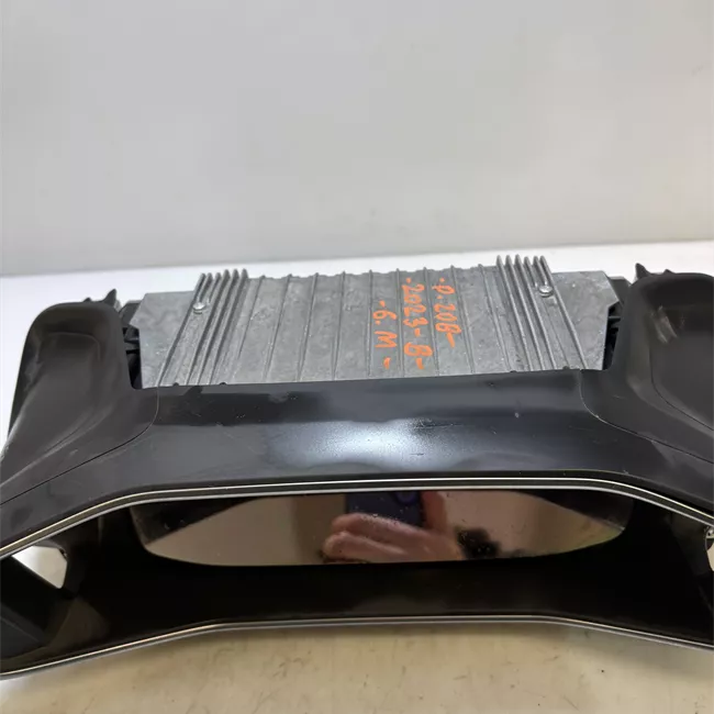 Quadro strumenti completo pannello digitale alto