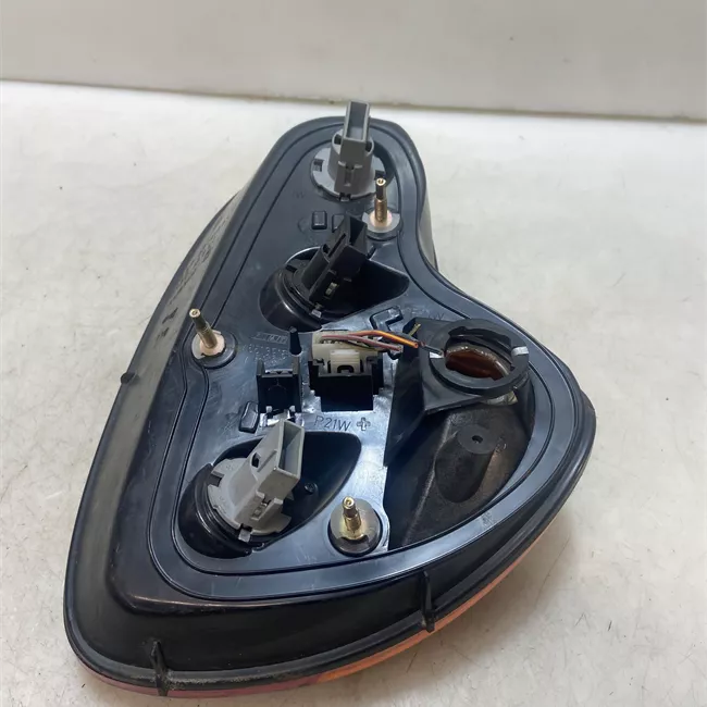 Fanale posteriore sinistro