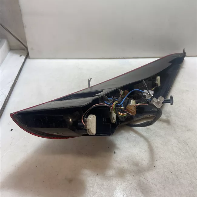 Fanale posteriore sinistro