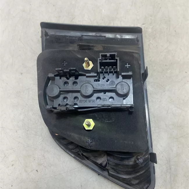 Fanale posteriore parte interno sinistro