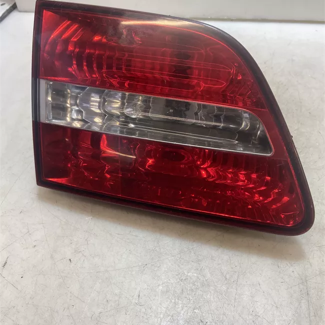 Fanale posteriore parte interno sinistro