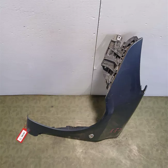 Parafango anteriore sinistro